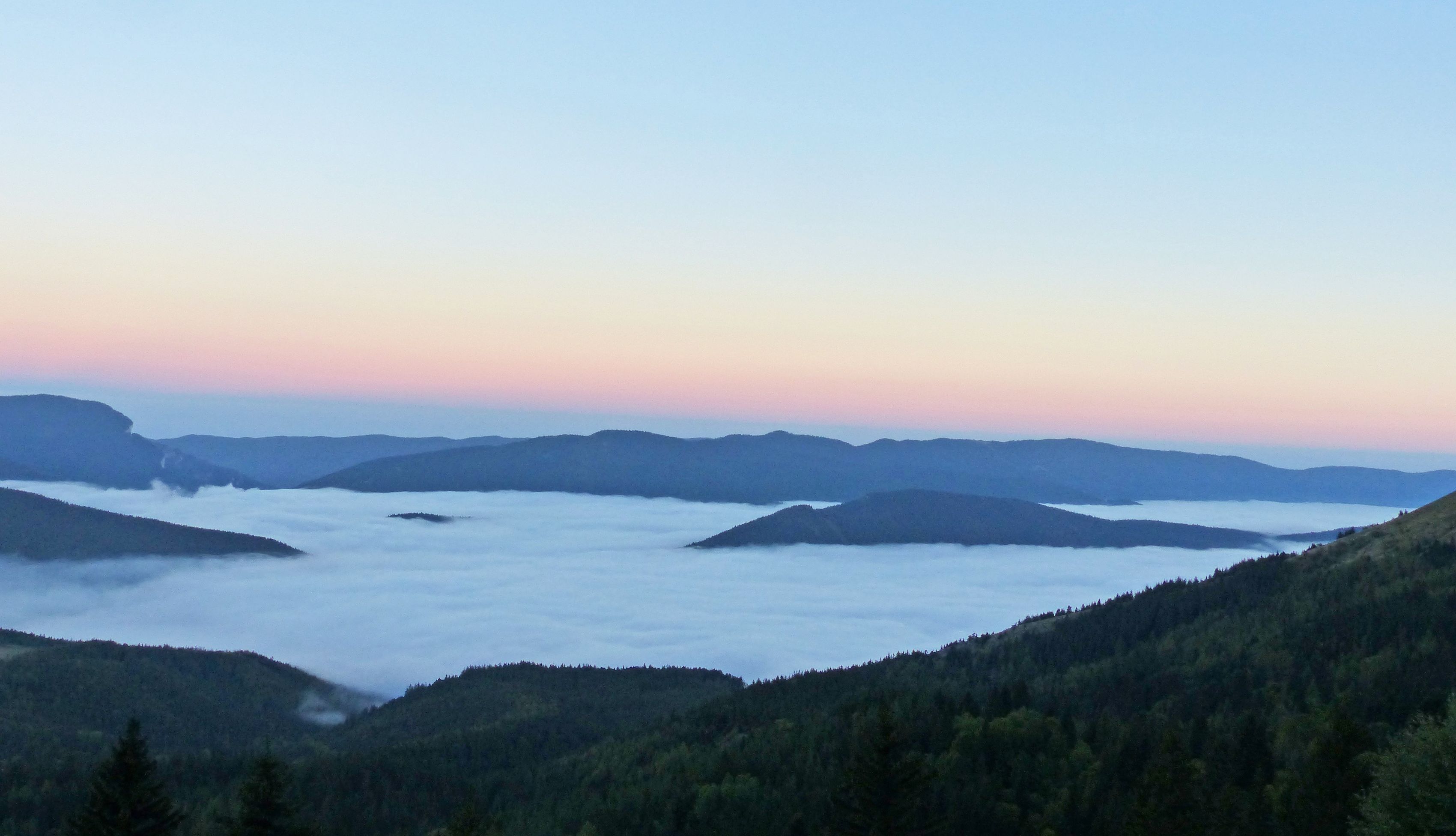 Montagne soleil levant