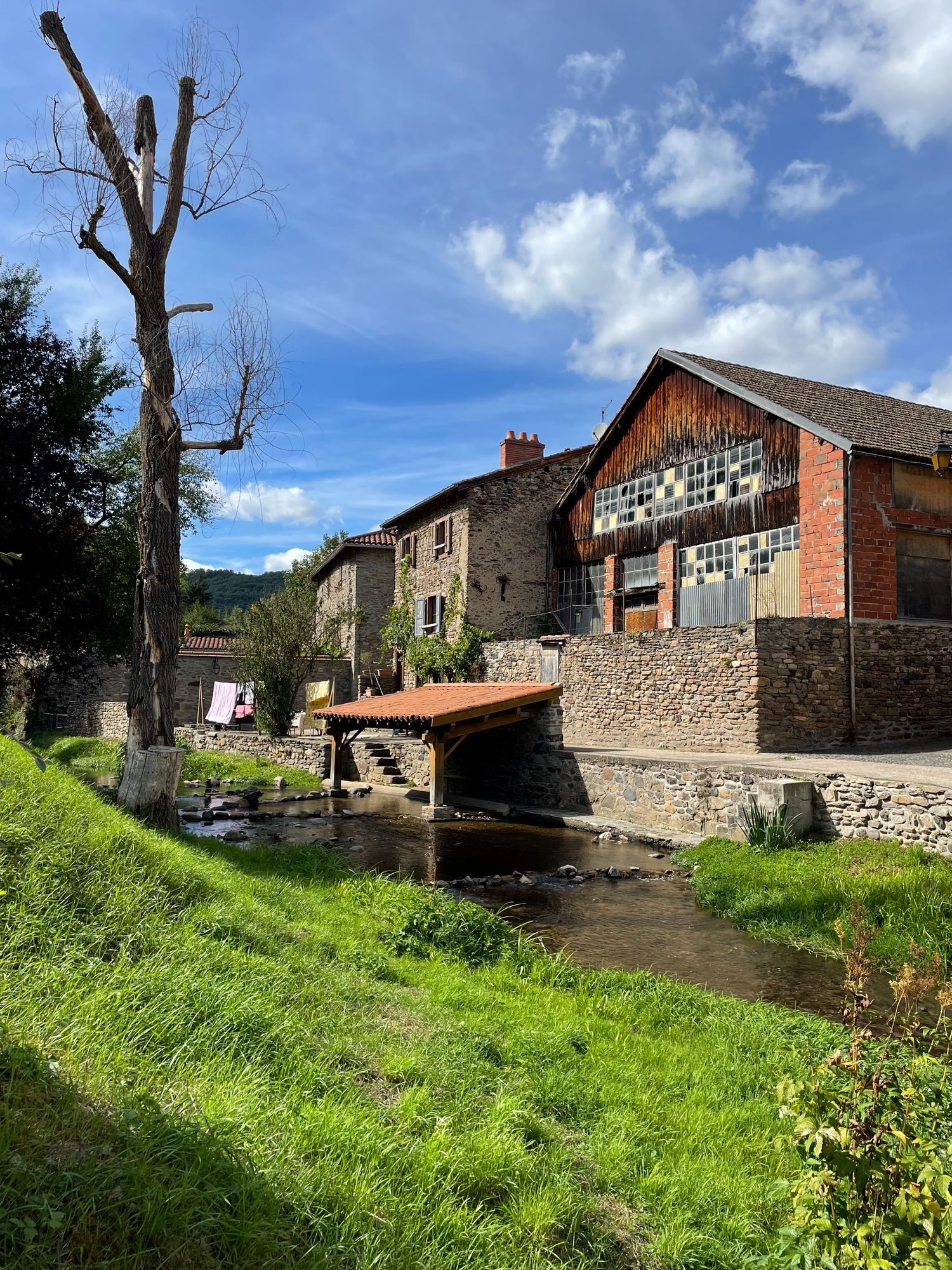 Rivière de la Voireuse en plein cœur de Blesle