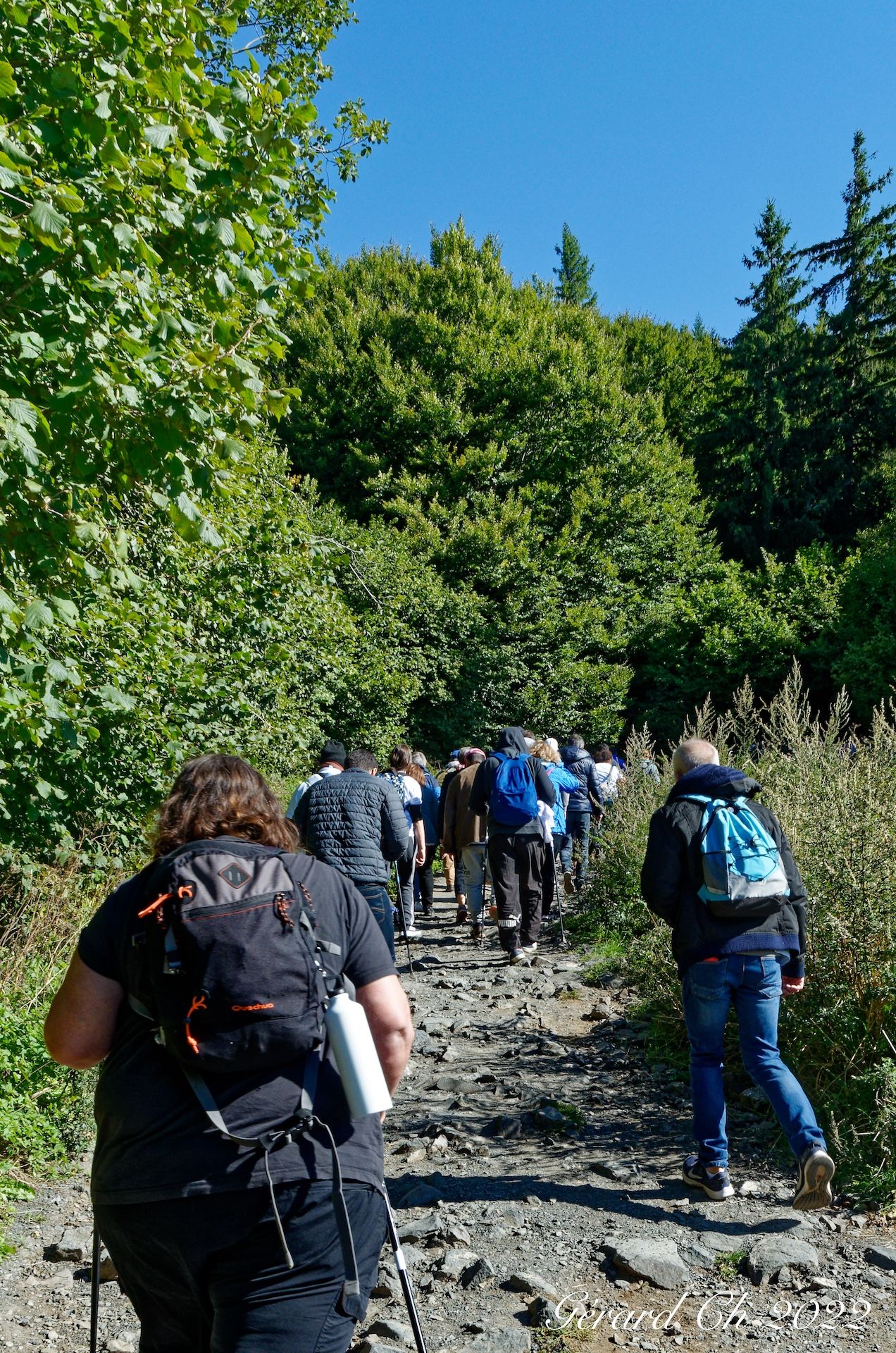 Départ du chemin des Muletiers au pied du puy de Dôme