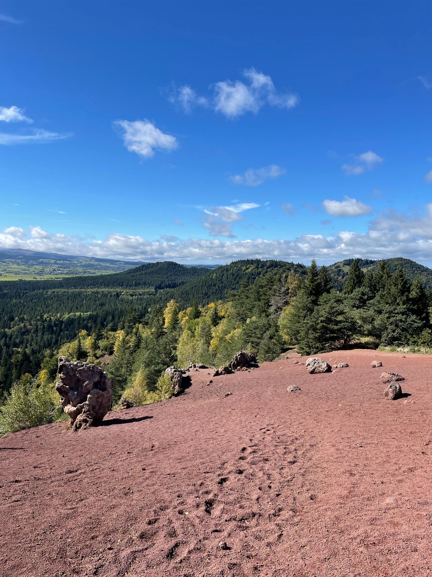 Bombe volcanique au Puy de la Vache
