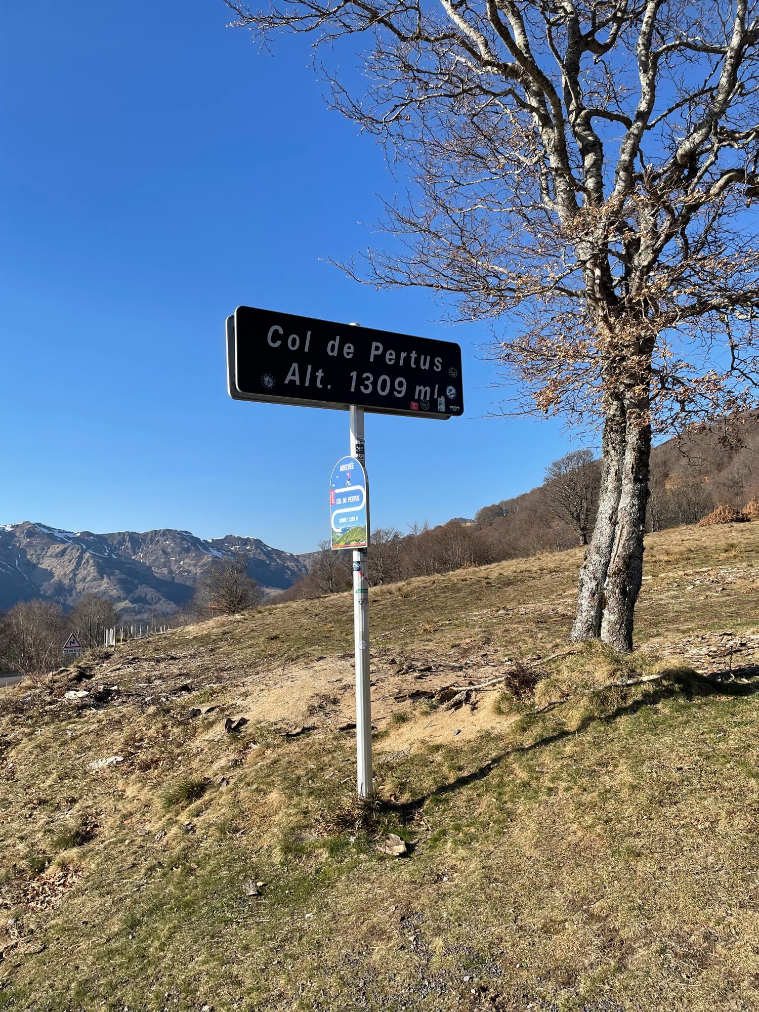Le Col du Pertus dans le Cantal