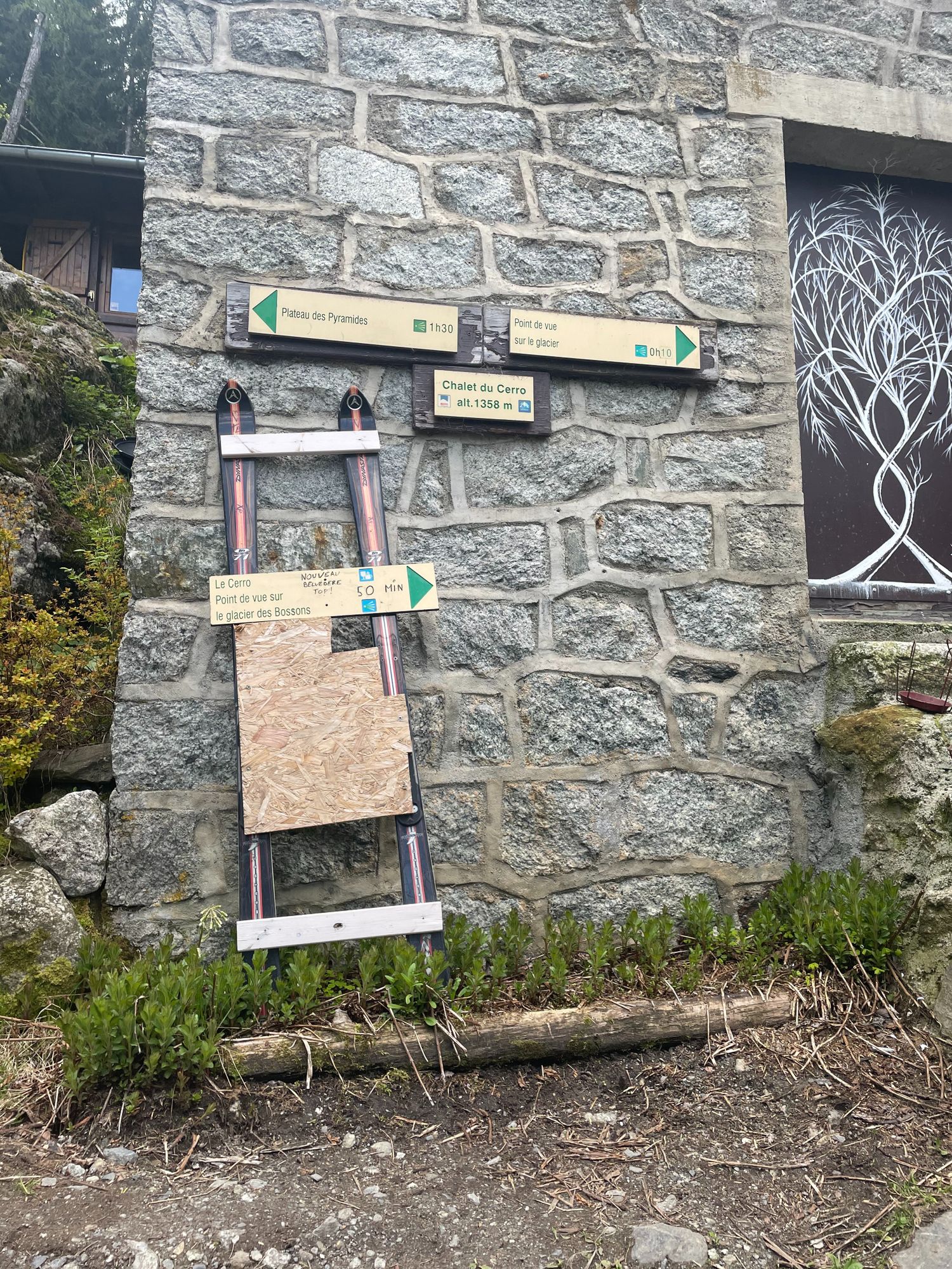 Photo chalet du CERRO dans les Alpes