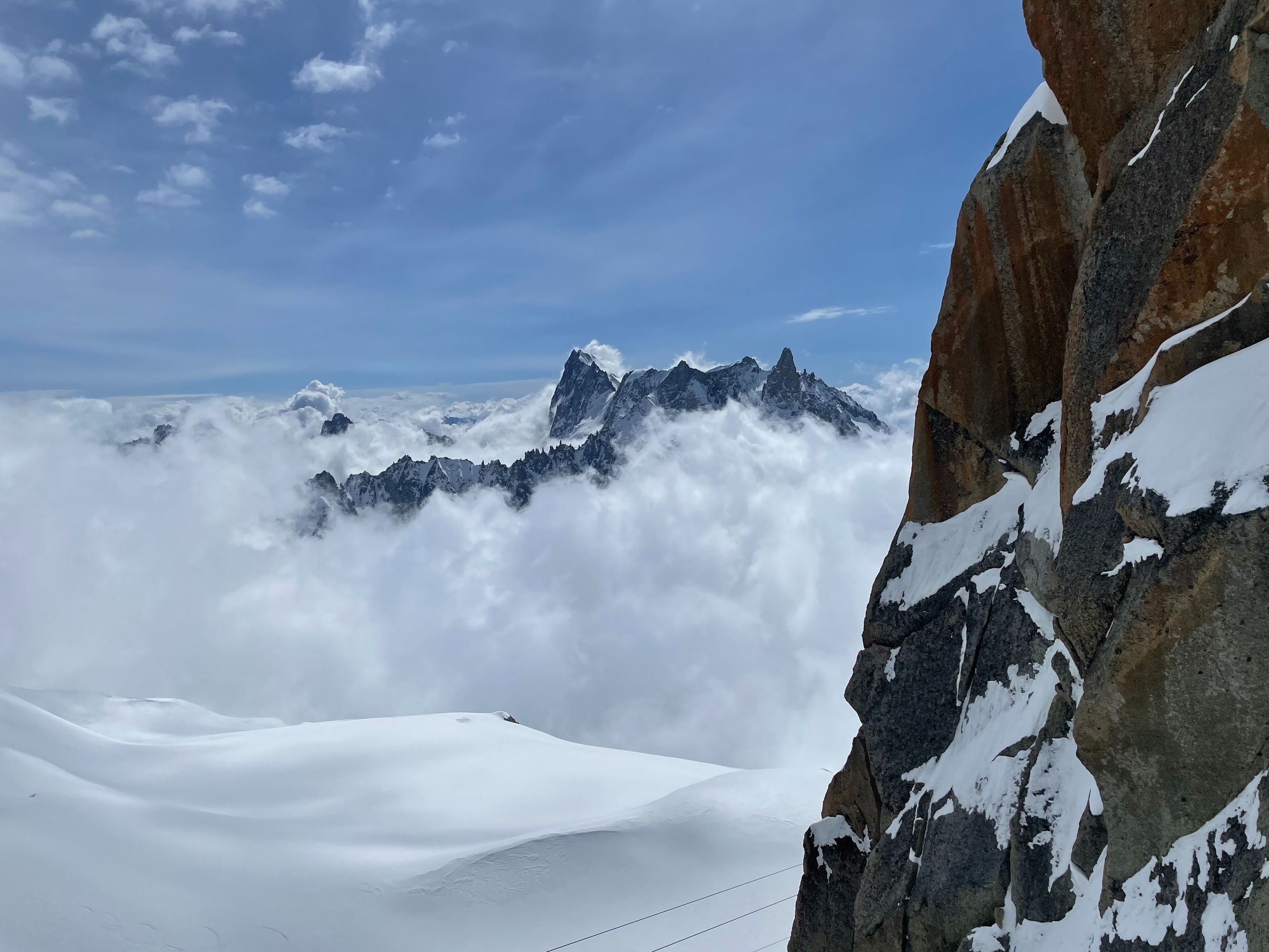 Au sommet de l'aiguille du midi en Haute-Savoie