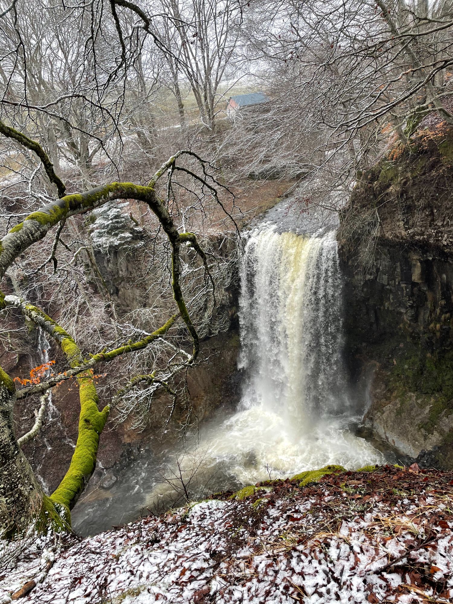 Cascade d''Egliseneuve-d'Entraigues