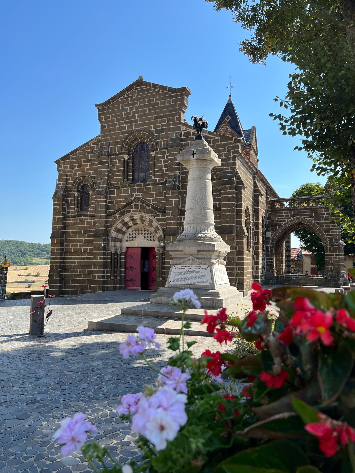 L'église du village de Polignac