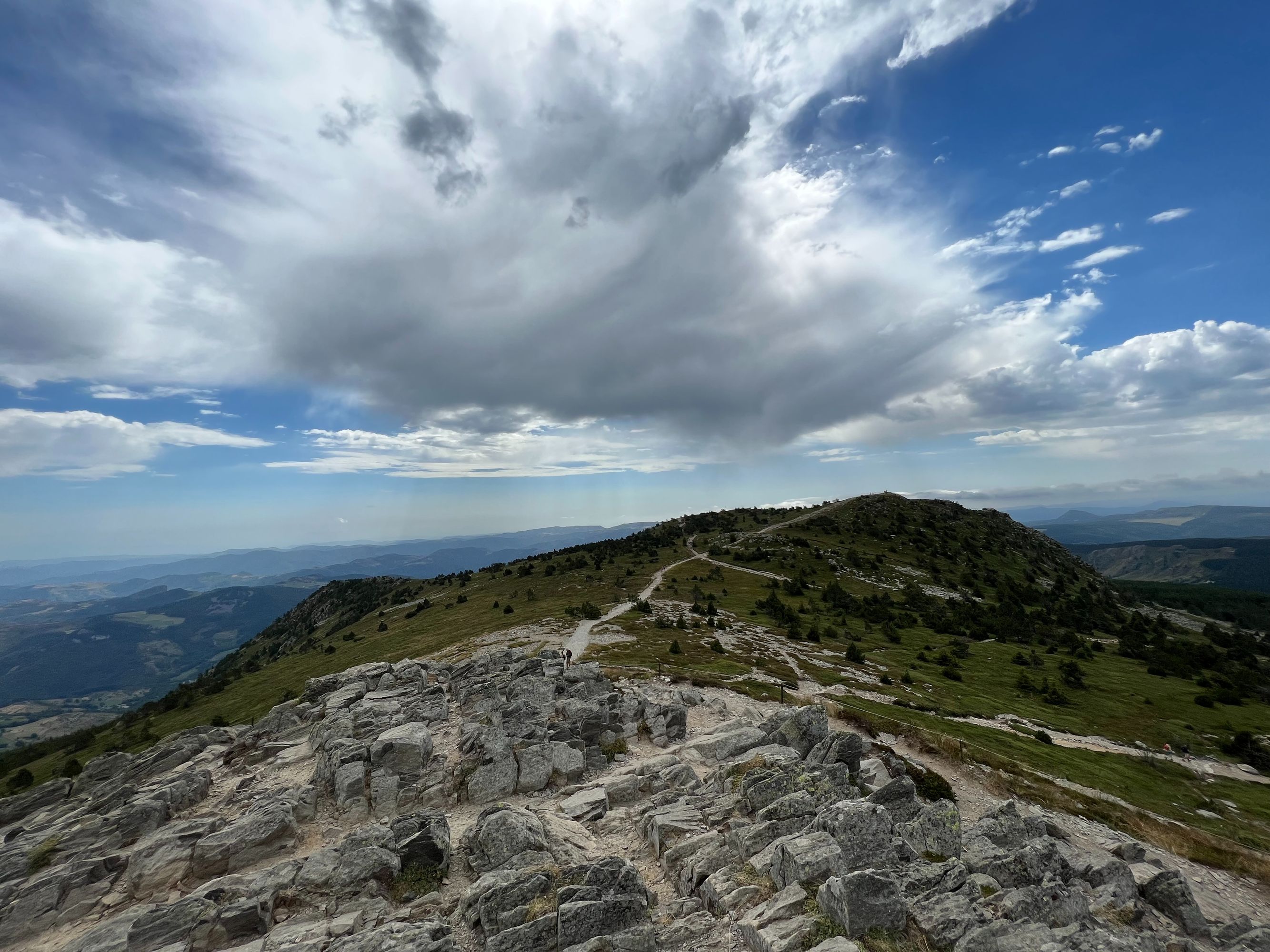 Depuis le sommet du Mont-Mézenc