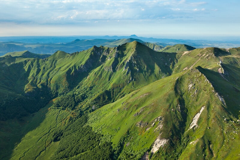 Vue panoramique sur le Massif du Sancy dans le Puy-de-Dôme