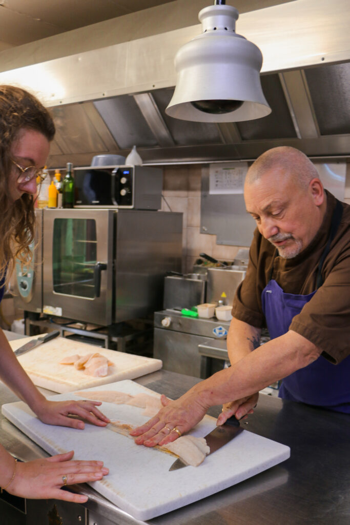 atelier cuisine avec un chef à belleville-en-beaujolais dans le rhône.