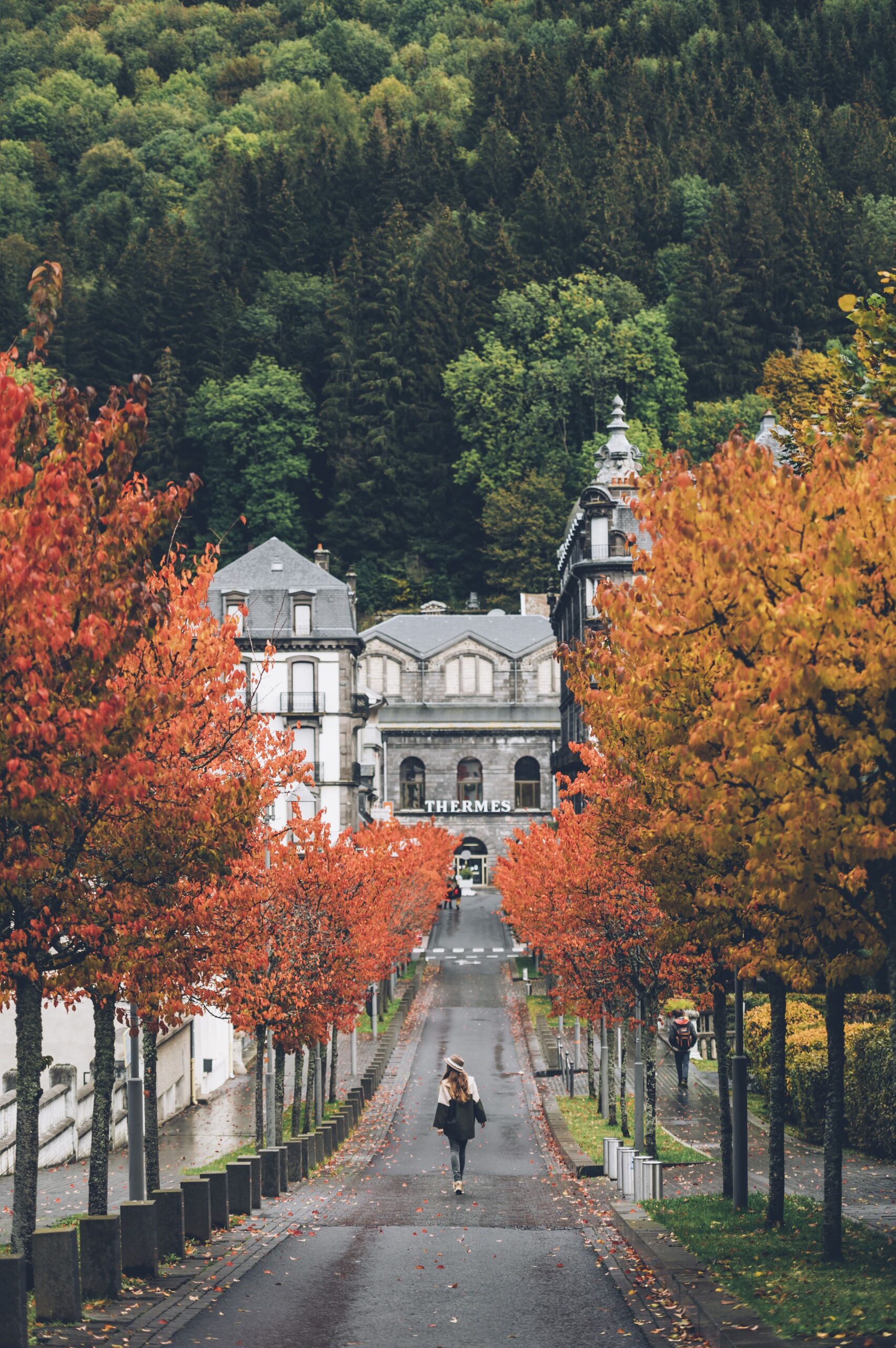 Spa thermal du Mont-Dore - massif du Sancy © Max Coquard Bestjobers
