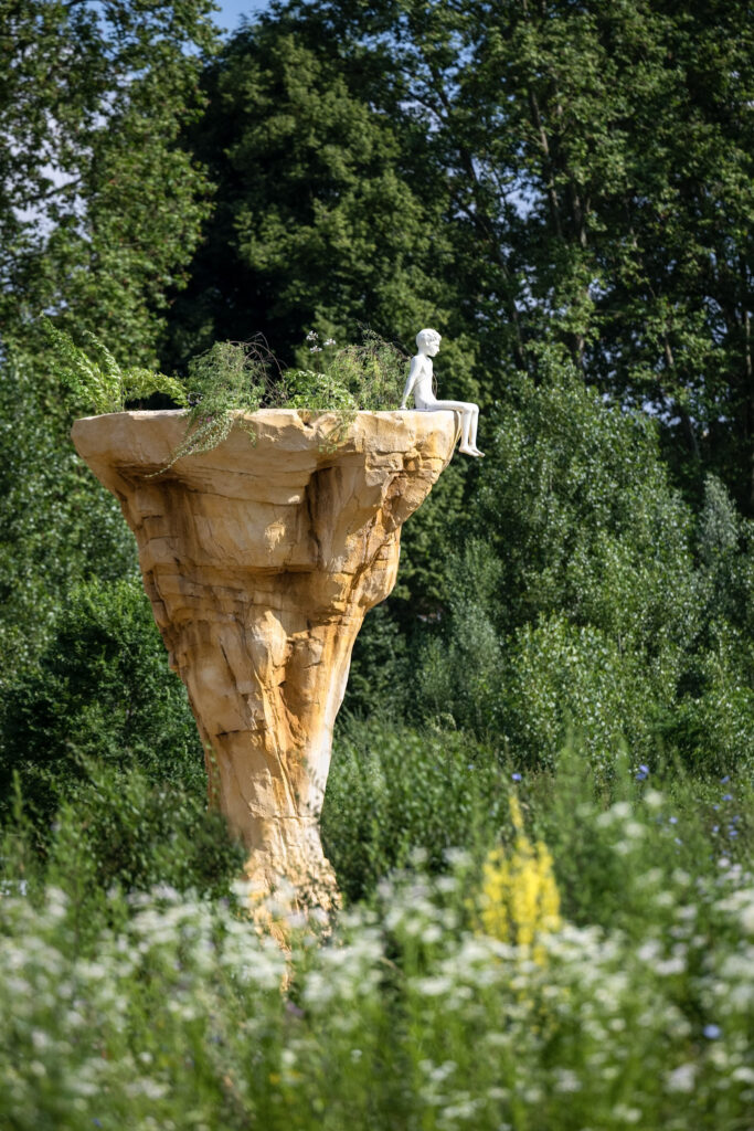 Le Grand Rocher de Laurent Pernot, dans le cadre des parcours Murmure du temps