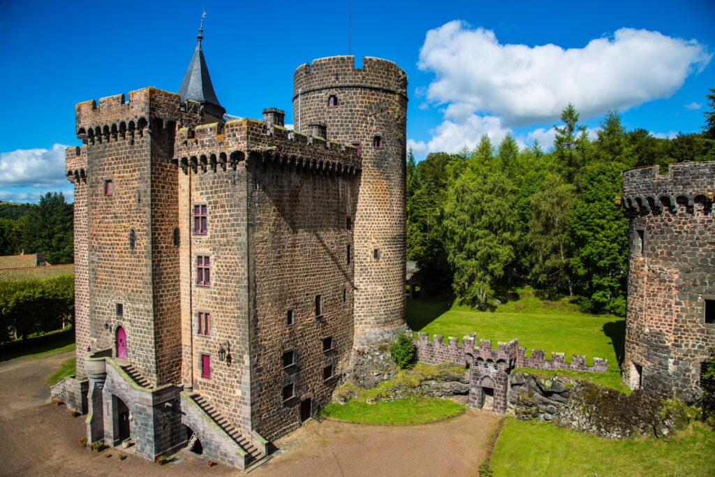 Château Dauphin à Pontgibaud dans le Puy-de-Dôme